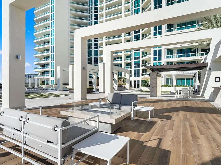 101 S Fort Lauderdale Beach Blvd #1206 — Photo 43