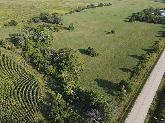 3rd image of 20633 Wheaton Rd