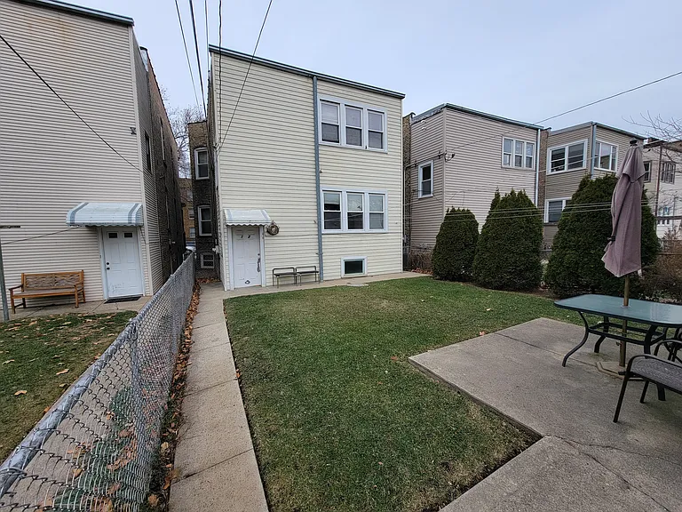 3135 N Springfield Ave #1 — Photo 14