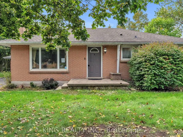372 Adelaide St, Strathroy Caradoc, ON N7G 2W3