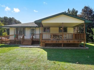 5961 Flemings Lake Rd, Clarkston, MI 48346