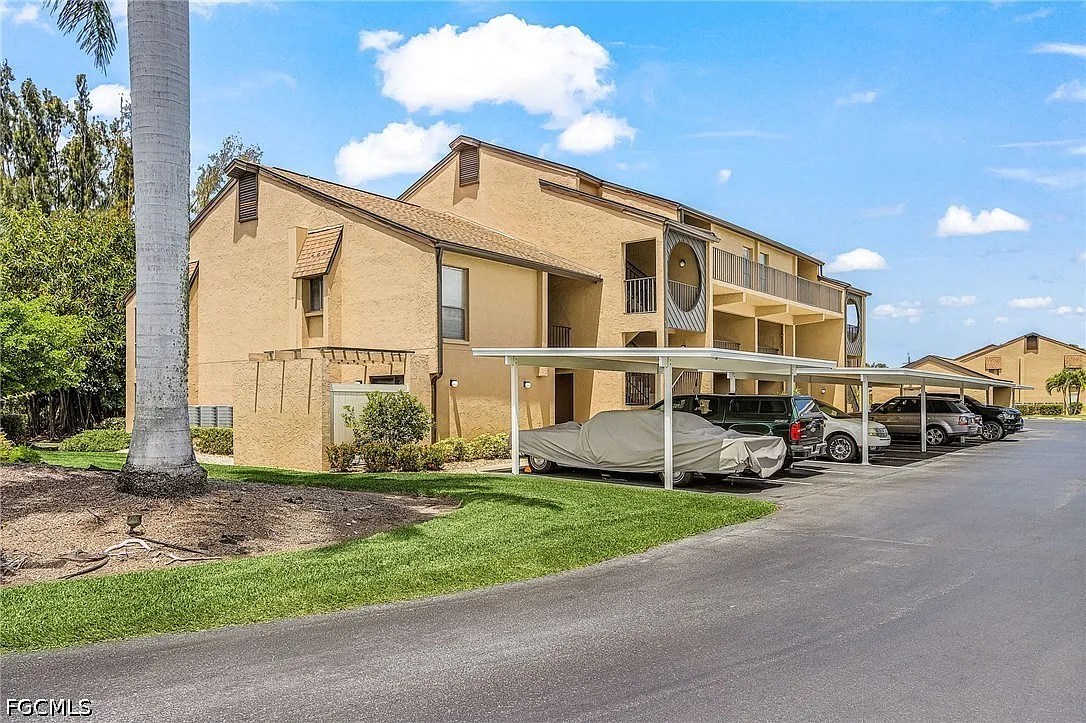 2 bed, 2.0 bath, 1050 sqft, $1,600 — Photo 1