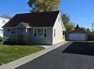 8603 S 79th Ct, Justice, IL 60458