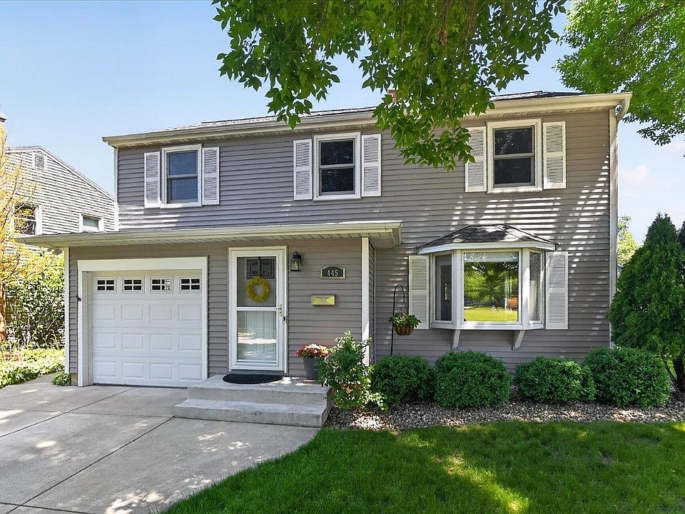 1st image of 445 Caromar Dr