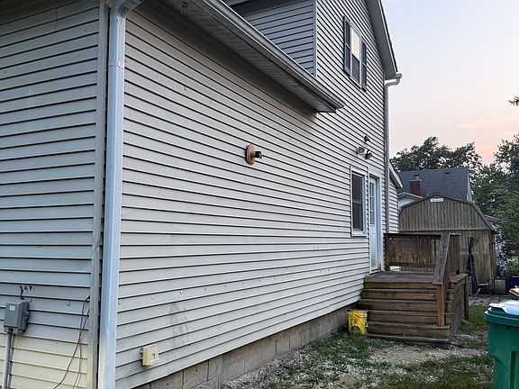 2nd image of 714 Clark St