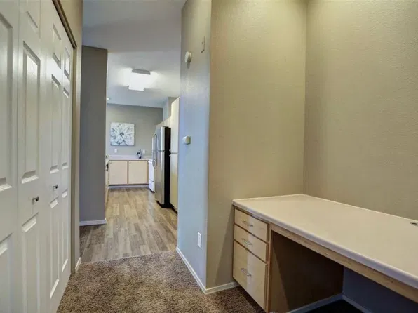 22855 E Country Vista Dr Unit 348, Liberty Lake, WA 99019