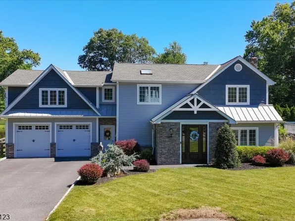 7 Cosma Pl, Mendham Boro, NJ 07945