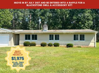 8 Lincoln Pl, Havelock, NC 28532