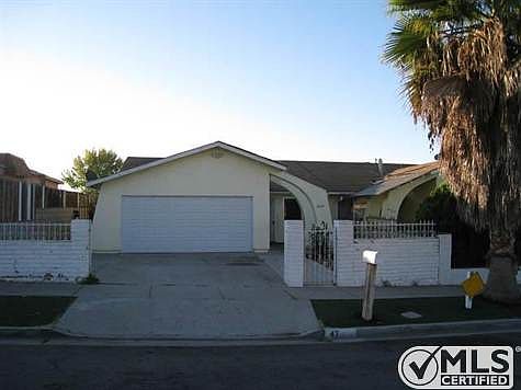 1st image of 4735 Calle Estrella