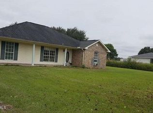 2132 Peach Bloom Hwy, Church Pt, LA 70525