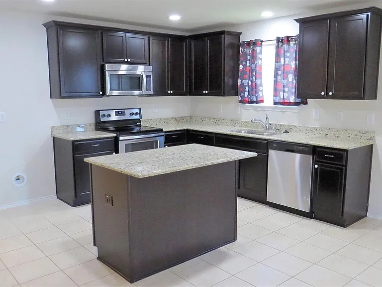 433 Magma Dr — Photo 5