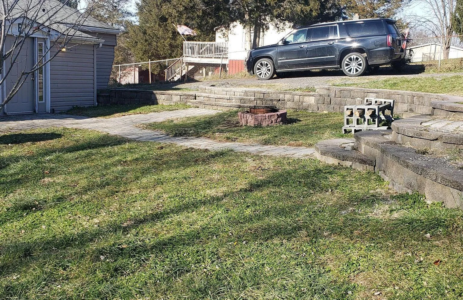 51 Shaffer Dr — Photo 2