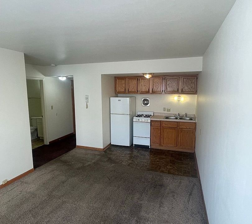 1st image of 7708 W National Ave #12