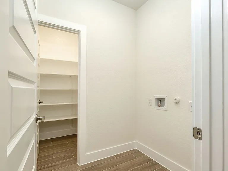 436 Parkline Dr — Photo 5