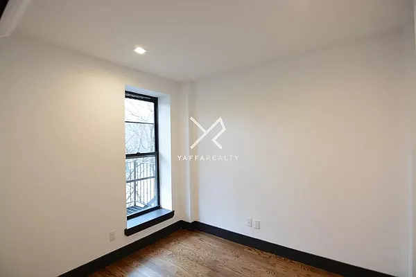 Rented by Yaffa Realty LLC | media 11