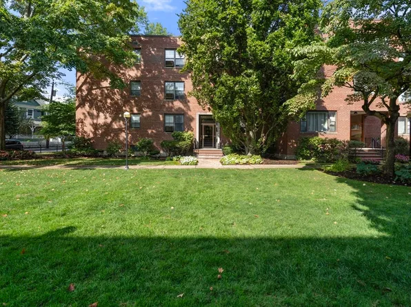 57 Harvard Ave APT 1, Brookline, MA 02446