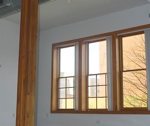 3rd image of 2502 Live Oak St APT 0118