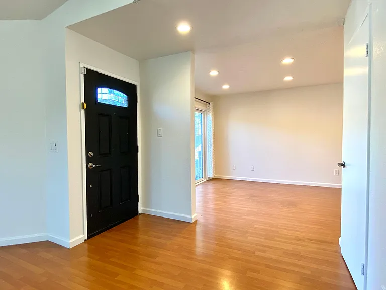 3904 Taubeh Ct — Photo 14