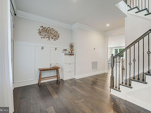 3rd image of 129 Hibiscus Dr