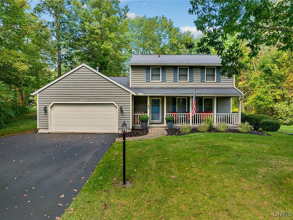 1st image of 44 Hemlock Ln
