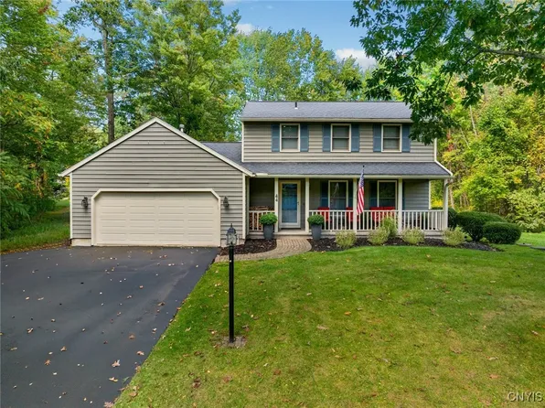 44 Hemlock Ln, Pennellville, NY 13132