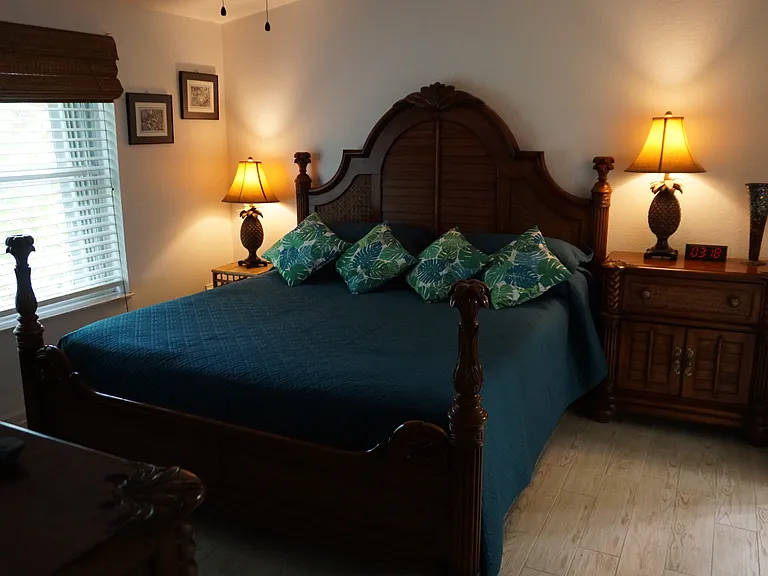 676 Spanish Main Dr — Photo 21