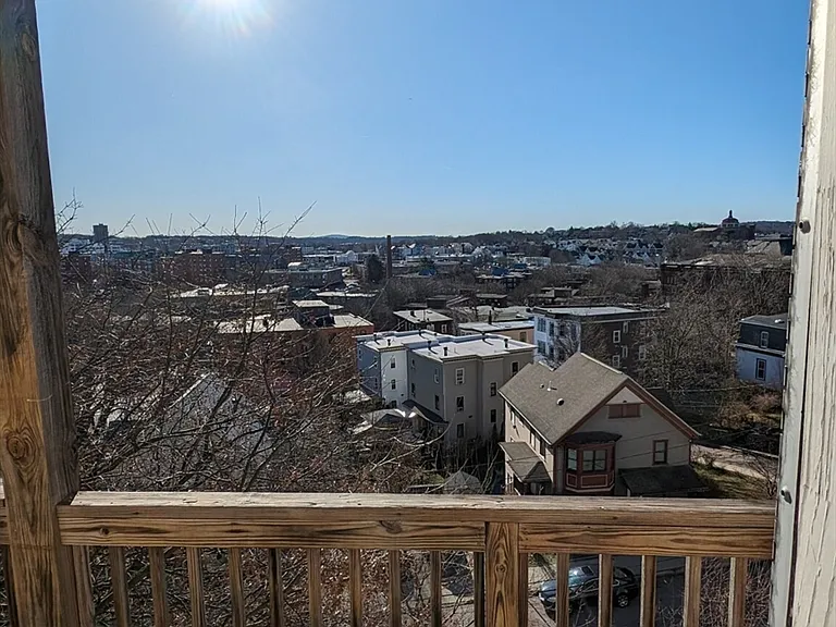 50 Fisher Ave #2 — Photo 11