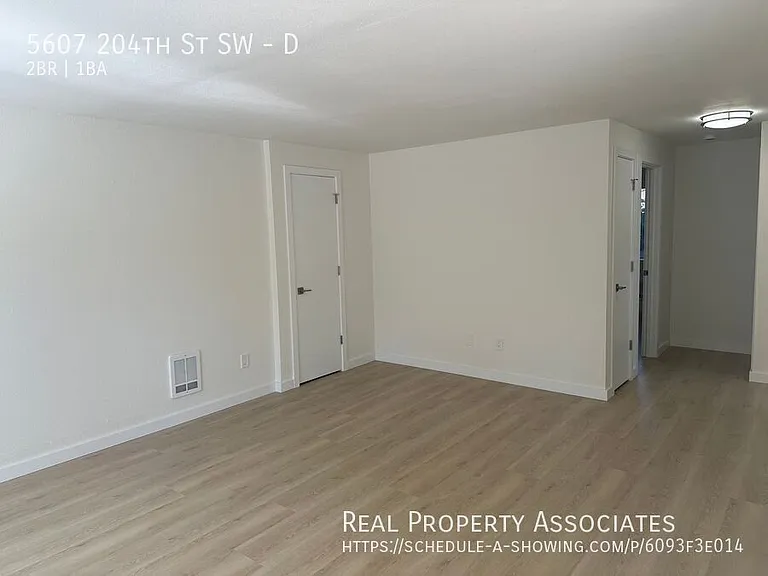 5607 204th St SW #D — Photo 5