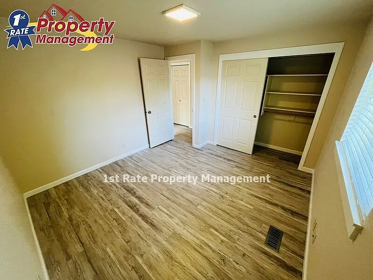 4352 W Rose Hill Ct — Photo 11