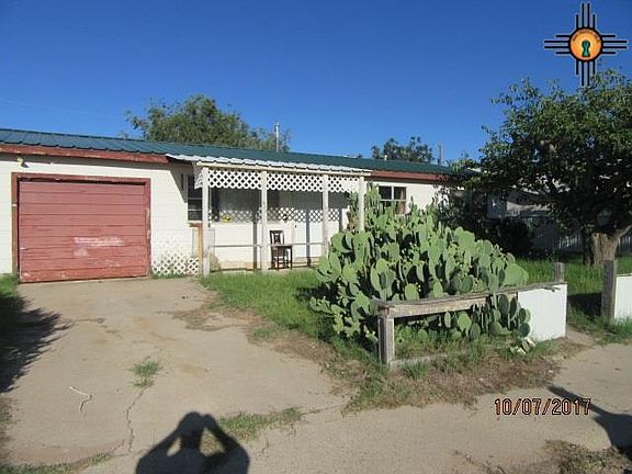 2nd image of 806 Poplar St
