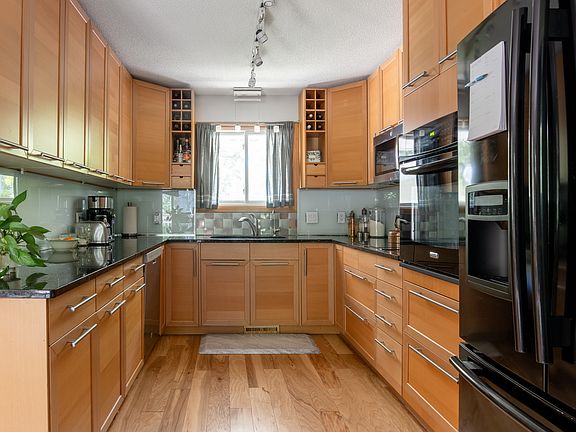 5th image of 13130 Homestead Ln