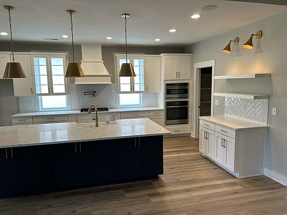 2nd image of 6619 Camilla Dr