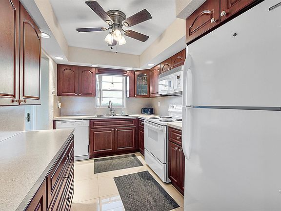 2nd image of 5860 NW 44th Street #706