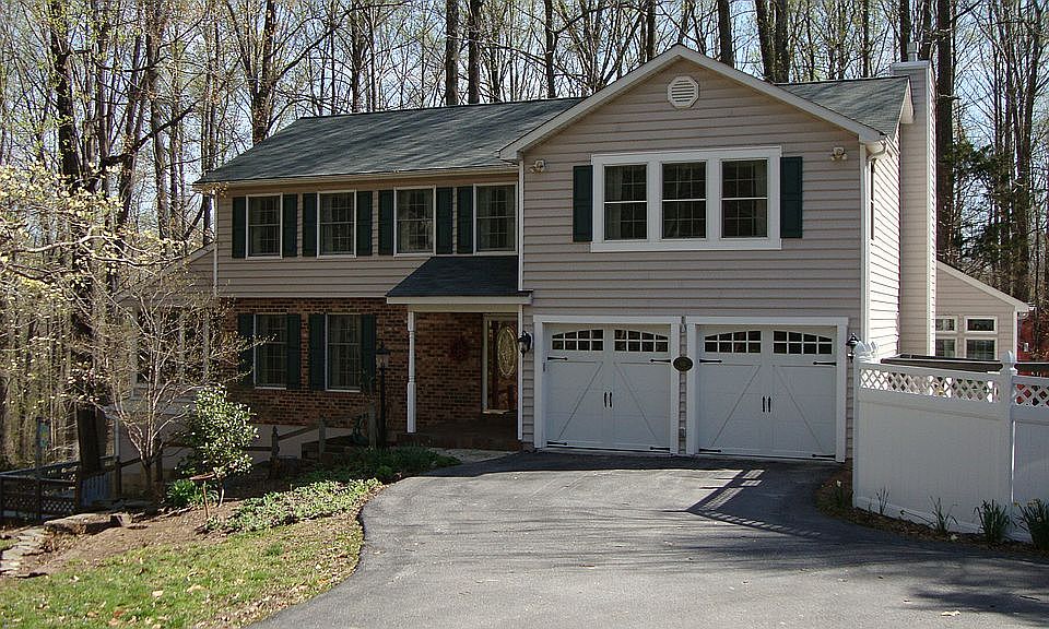 1st image of 631 Rosewood Ct