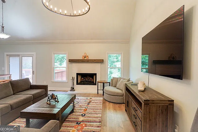 335 Butterfield Ln — Photo 14