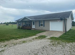 283 Raccoon Ln, Marshfield, MO 65706