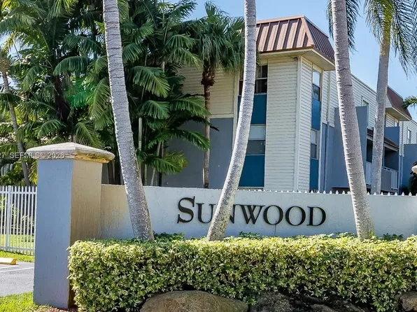 4600 SW 67th Ave APT 155, Miami, FL 33155