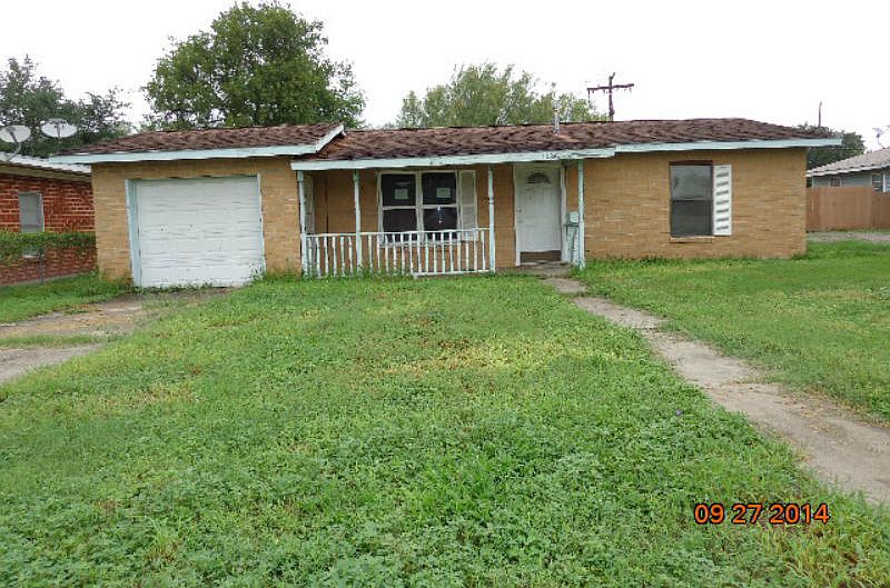 1st image of 1126 Lawndale Dr