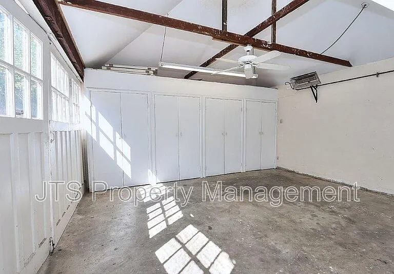 937 Sonoma Way — Photo 68