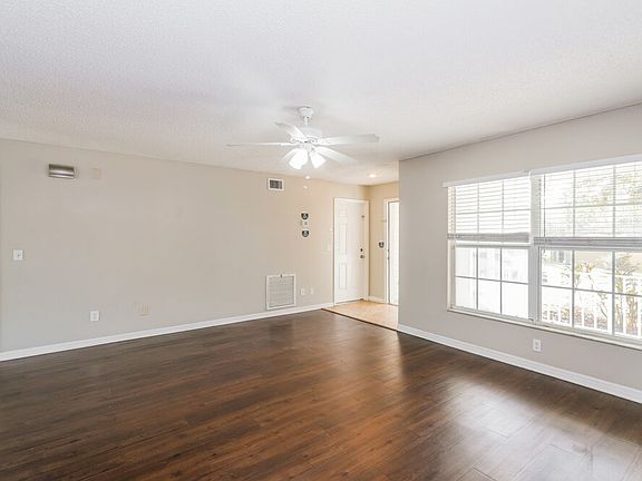 5th image of 3410 Palm Beach Dr