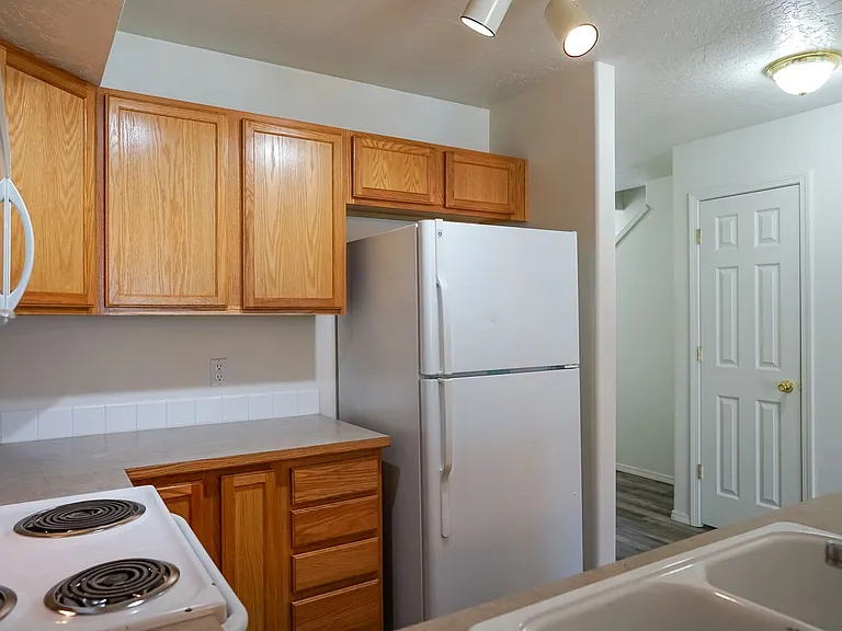 1505-1519 W Hyacinth Ln #D — Photo 7