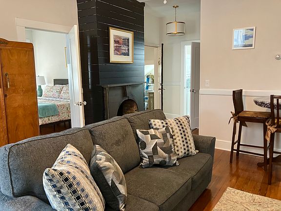 4th image of 1 Hill St Unit 1