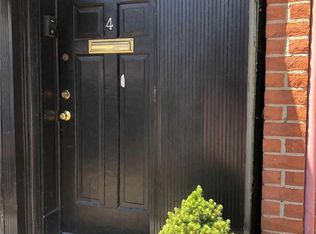 4 Nassau Blvd, Garden City, NY 11530