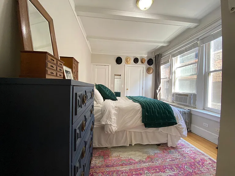 4450 N Ashland Ave — Photo 9
