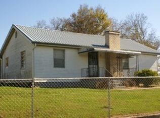 2104 Neubert Rd, Knoxville, TN 37914