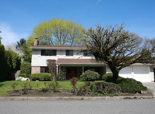 17310 NE 18th Pl, Bellevue, WA 98008