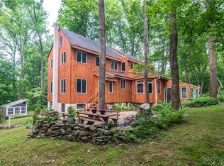 1345 Mahlon Mills Dr, Upper Black Eddy, PA 18972