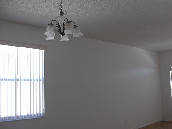5th image of 3788 Shawn Cir
