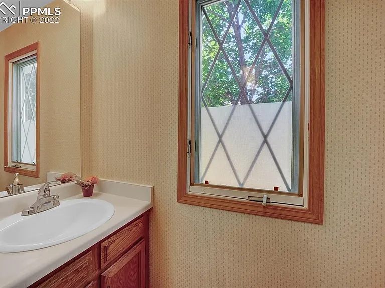 3467 Queen Anne Way — Photo 25