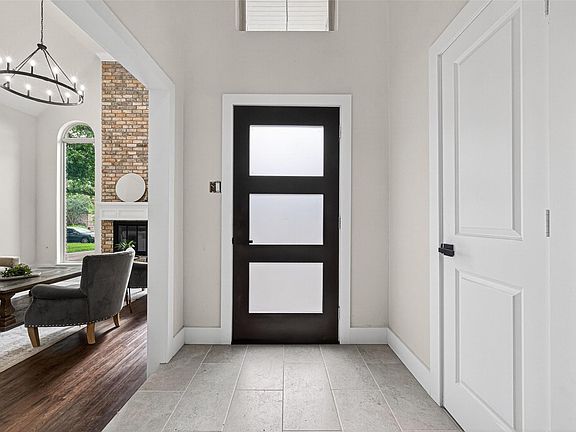 4th image of 1018 Sherfield Ridge Dr